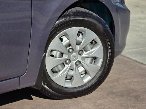 Used 2017 Hyundai Accent SE image 14