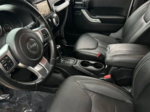 Used 2016 Jeep Wrangler Rubicon image 12