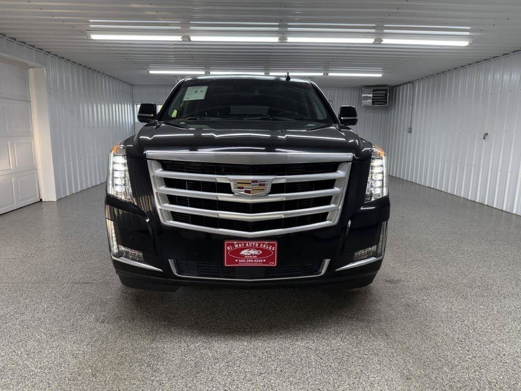 Used 2018 Cadillac Escalade ESV Premium Luxury AWD/4WD image 3