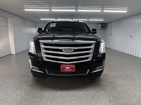 Used 2018 Cadillac Escalade ESV Premium Luxury AWD/4WD image 3