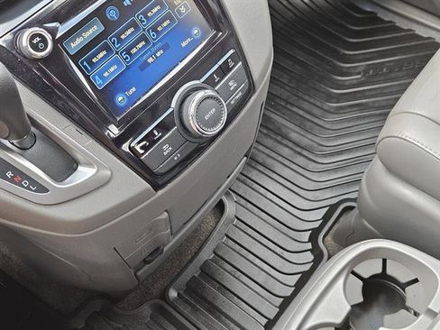 Used 2014 Honda Odyssey EX-L image 15