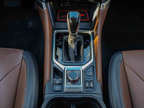 Used 2024 Subaru Forester Touring image 14