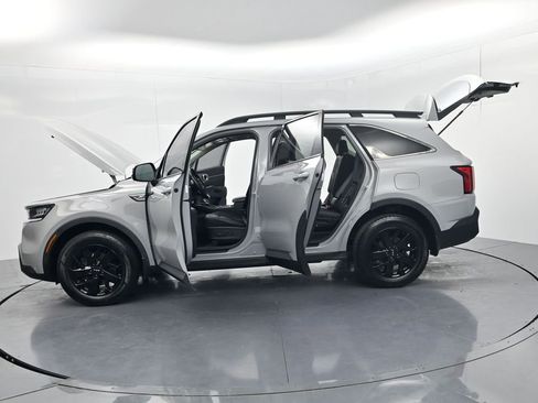 Used 2022 Kia Sorento S w/ Panoramic Sunroof Package AWD/4WD image 63