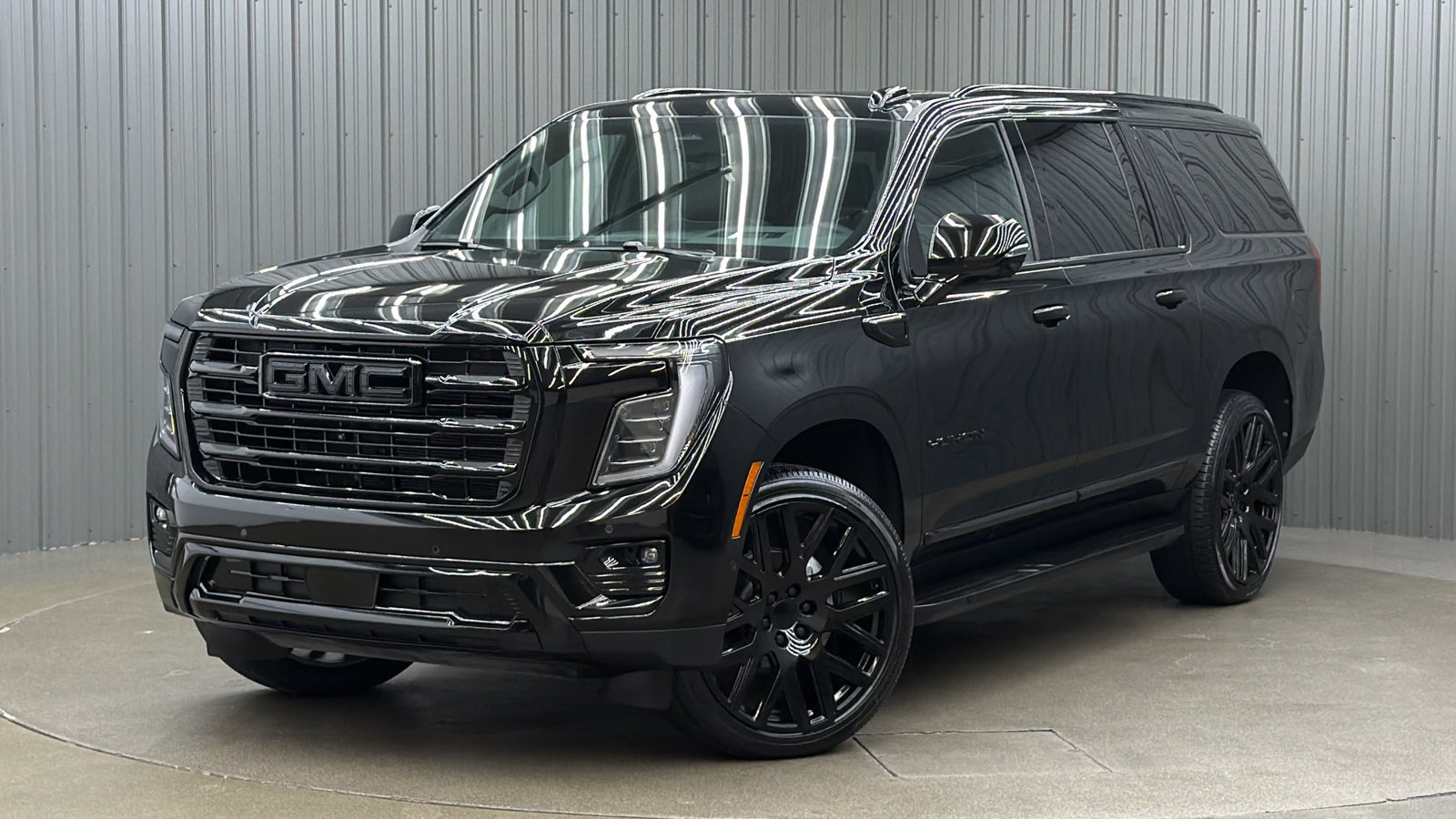 Used 2026 GMC Yukon XL Elevation w/ Elevation Premium Package AWD/4WD image 1