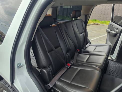 Used 2009 Chevrolet Tahoe LS w/ Skid Plate Package AWD/4WD image 12