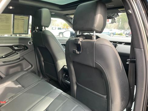 Used 2023 Land Rover Range Rover Evoque R-Dynamic S image 26