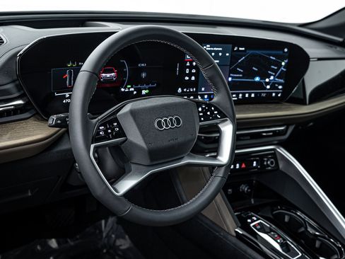 New 2025 Audi Q5 Premium Plus image 10