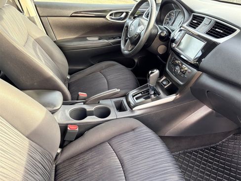 Used 2019 Nissan Sentra SV image 26