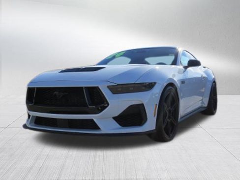 Used 2024 Ford Mustang GT Premium w/ GT Performance Package image 7