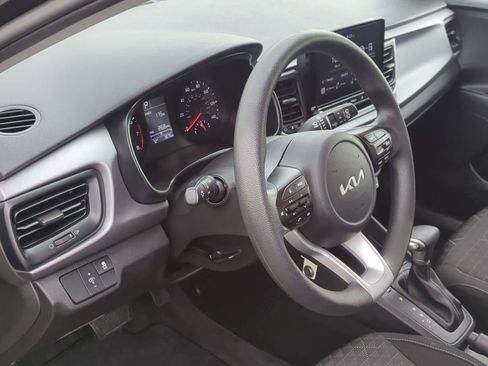 Used 2022 Kia Rio S FWD image 10