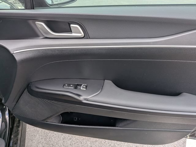 New 2026 Kia K5 LXS FWD image 25