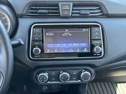 Used 2025 Nissan Versa S w/ Trunk Package image 16