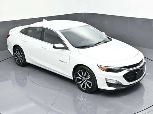 Used 2024 Chevrolet Malibu RS FWD image 42