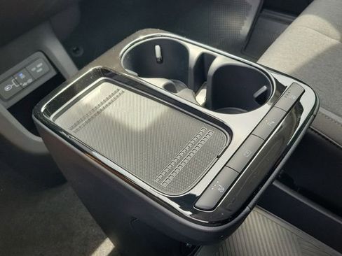 New 2026 Hyundai Ioniq 5 SE RWD image 17