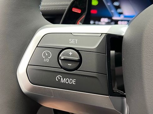 Used 2025 BMW X1 M35i w/ Premium Package image 19