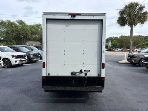 Used 2023 Ford Transit 350 DRW RWD image 7