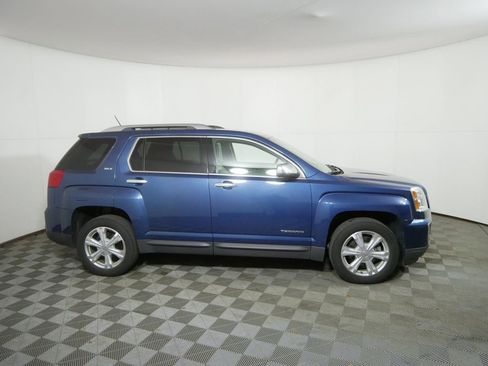 Used 2016 GMC Terrain SLT w/ Driver Alert Package I image 2