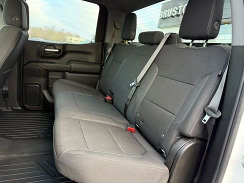 Used 2022 Chevrolet Silverado 1500 LT w/ Safety Package image 15