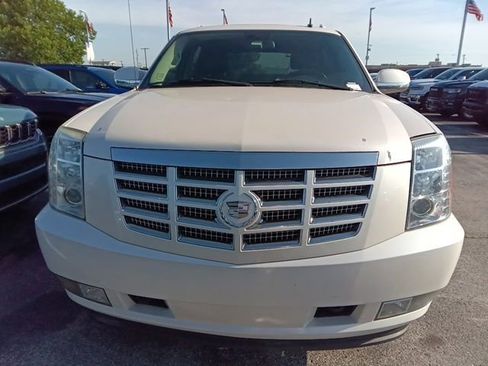 Used 2008 Cadillac Escalade EXT AWD/4WD image 7