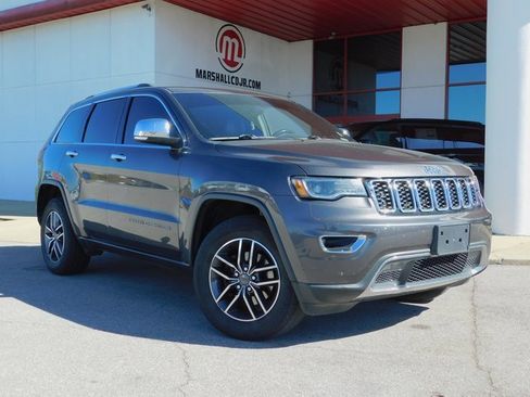 Used 2019 Jeep Grand Cherokee Limited w/ Luxury Group II image 39