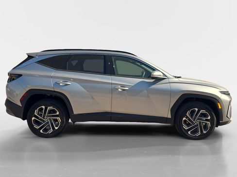 New 2026 Hyundai Tucson Limited AWD/4WD image 2