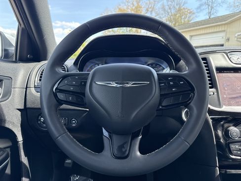Used 2023 Chrysler 300 S RWD image 29