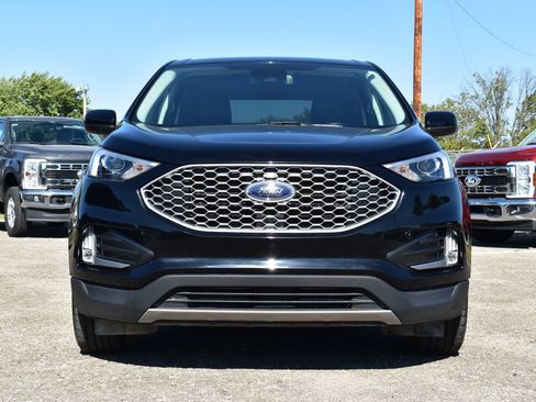Certified 2024 Ford Edge SEL w/ Convenience Package AWD/4WD image 2