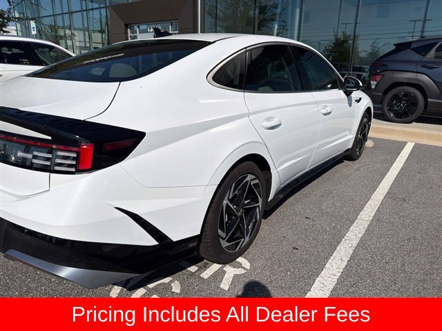 Used 2026 Hyundai Sonata SEL FWD image 3