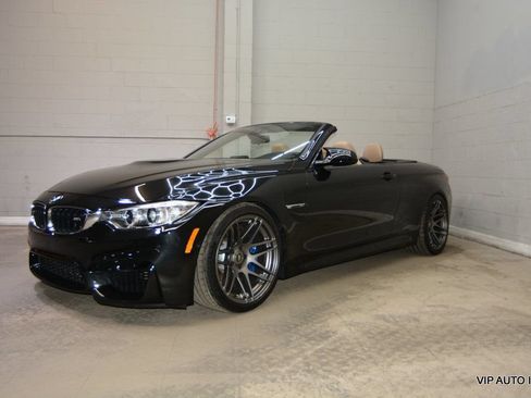 Used 2015 BMW M4 Convertible RWD image 2