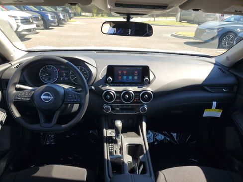 New 2025 Nissan Sentra S image 8