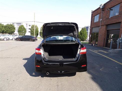 Used 2013 Nissan Sentra SR w/ Driver Pkg image 9