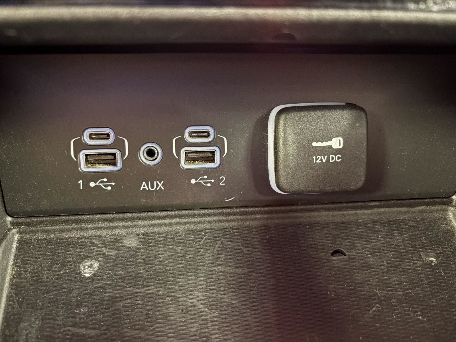 Used 2023 Jeep Grand Cherokee L Laredo AWD/4WD image 34