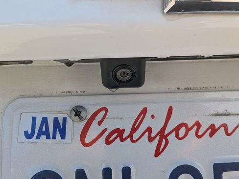 Used 2020 Chevrolet Equinox LS image 5