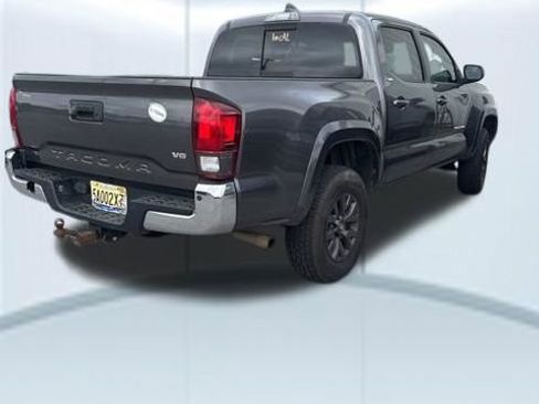 Used 2021 Toyota Tacoma SR5 RWD image 4