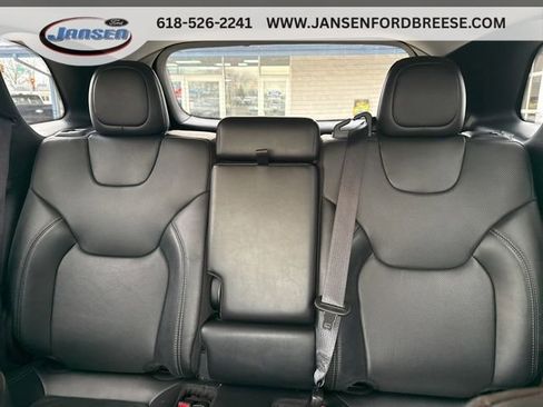 Used 2023 Jeep Cherokee Altitude Lux image 14