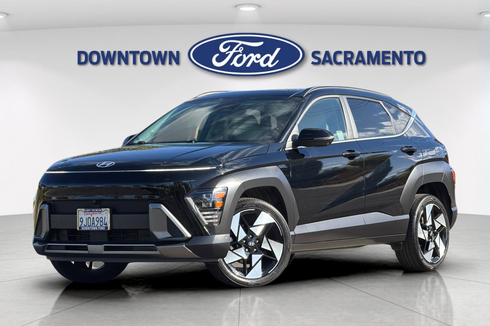 Used 2024 Hyundai Kona Limited AWD/4WD image 1
