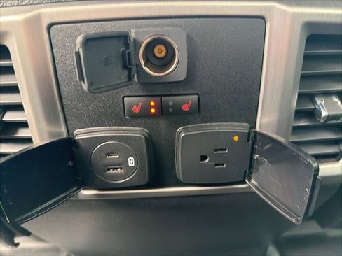 Certified 2021 Ford F350 Platinum image 20