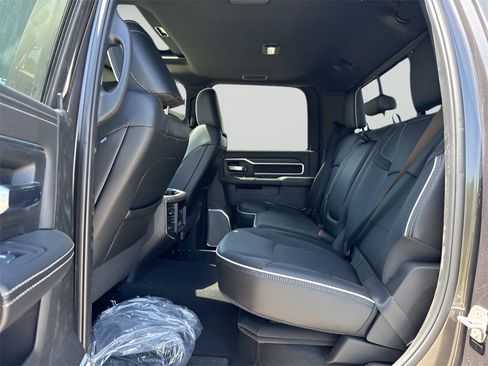Used 2025 RAM 3500 Laramie image 16