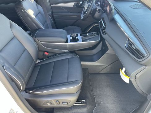 New 2025 Buick Enclave Preferred w/ Power Package image 29