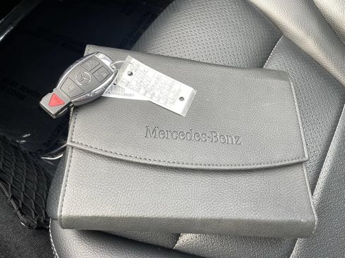 Used 2017 Mercedes-Benz C 300 Sedan image 23