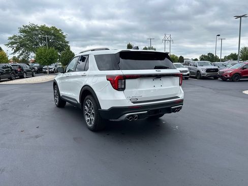 New 2027 Ford Explorer Platinum AWD/4WD image 8