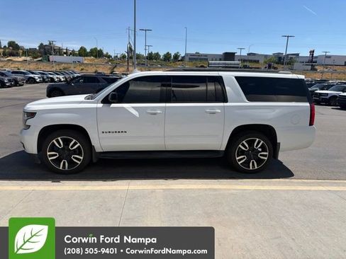 Used 2019 Chevrolet Suburban Premier w/ RST Edition AWD/4WD image 4
