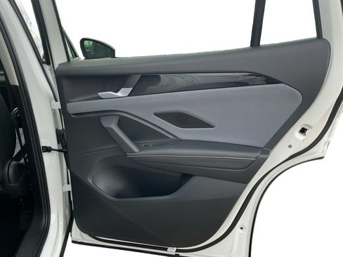 New 2026 Volkswagen Tiguan SE AWD/4WD image 22