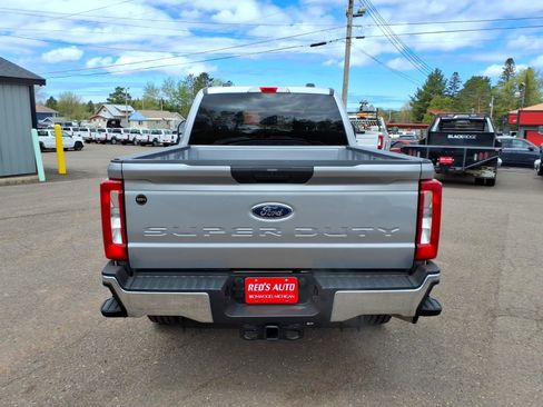 Used 2024 Ford F250 XLT w/ FX4 Off-Road Package AWD/4WD image 5