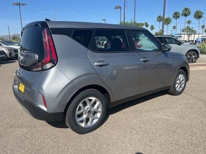 Used 2025 Kia Soul LX w/ LX Technology Package