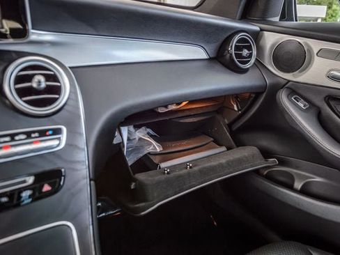 Used 2019 Mercedes-Benz GLC 300 image 33