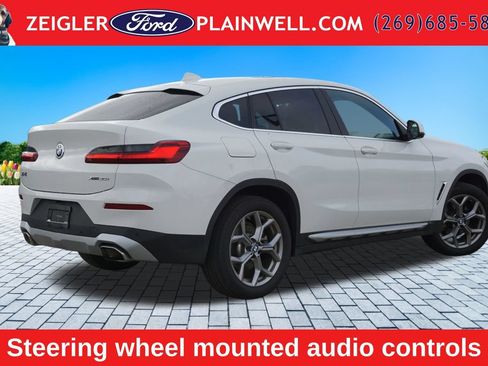 Used 2025 BMW X4 xDrive30i AWD/4WD image 5