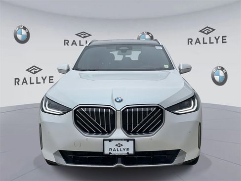 Certified 2025 BMW X3 xDrive30i image 2