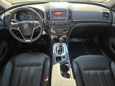 Used 2017 Buick Regal Sport Touring image 18