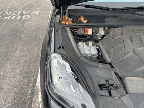 Used 2019 Porsche Cayenne E-Hybrid AWD/4WD image 14